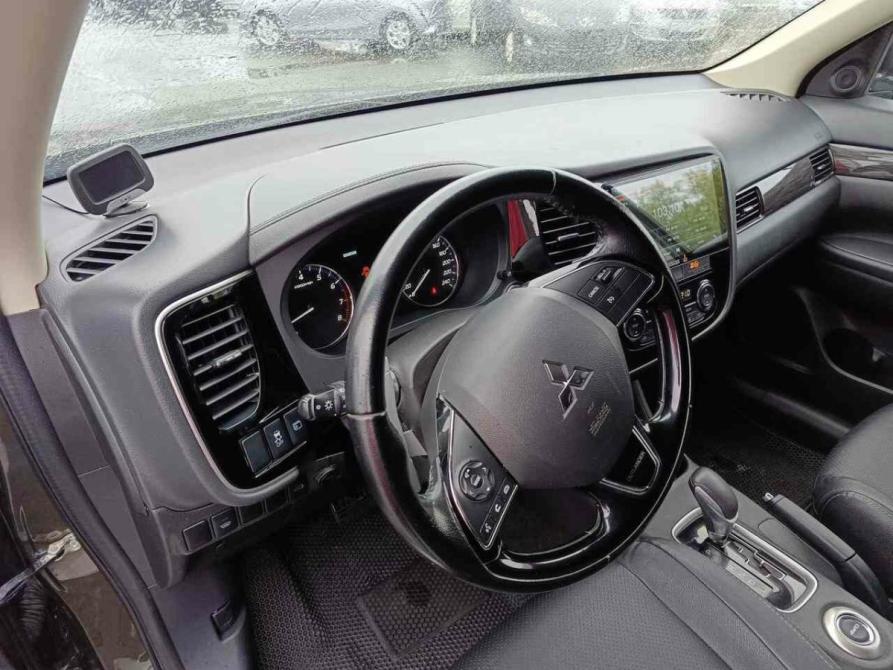 Mitsubishi Outlander III Рестайлинг 2 Тюмень  - изображение 11