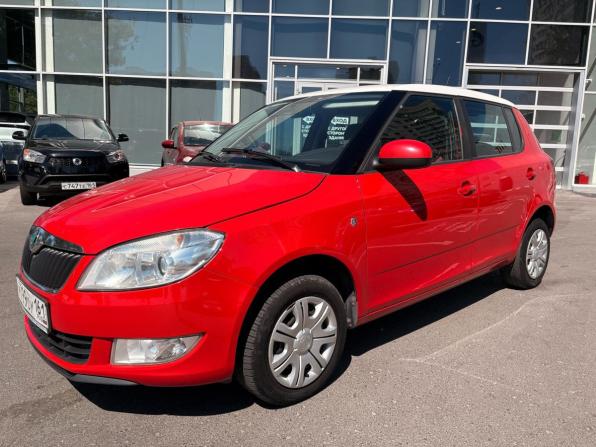 Skoda Fabia II Рестайлинг с пробегом 2012 года, цена 750 000 рублей, 189857 км, хэтчбек, Автокод Объявления