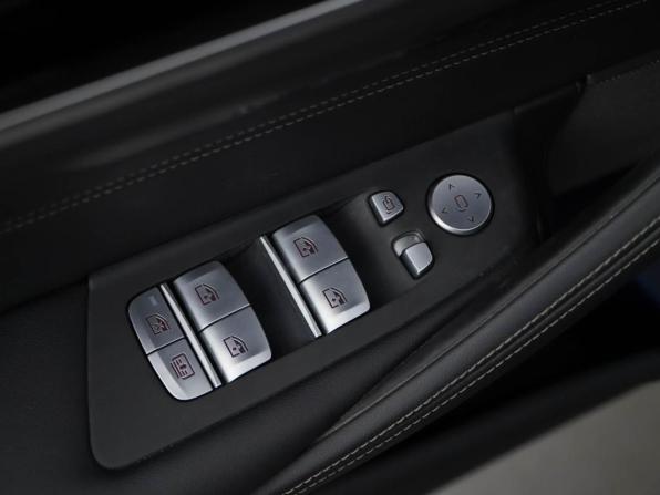 BMW 5 серии VII (G30/G31/G38) Рестайлинг с пробегом 2022 года, цена 5 648 888 рублей, 39371 км, седан, Автокод Объявления