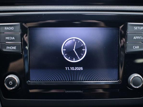 Skoda Rapid I с пробегом 2017 года, цена 1 198 000 рублей, 121909 км, лифтбек, Автокод Объявления