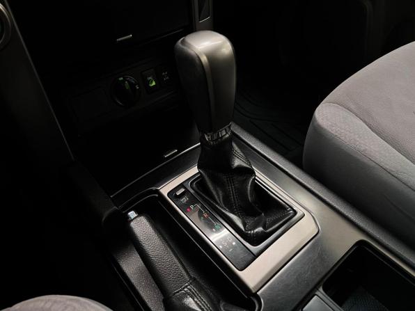 Toyota Land Cruiser Prado 150 Series с пробегом 2012 года, цена 2 969 000 рублей, 217676 км, внедорожник, Автокод Объявления