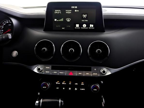 Kia Stinger I с пробегом 2018 года, цена 2 690 000 рублей, 93683 км, лифтбек, Автокод Объявления