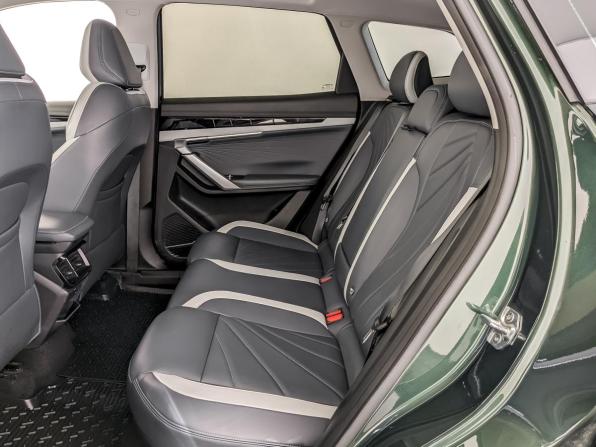 Geely Atlas II с пробегом 2024 года, цена 2 850 000 рублей, 31300 км, внедорожник, Автокод Объявления