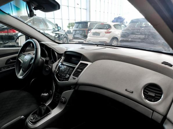 Chevrolet Cruze I с пробегом 2010 года, цена 290 000 рублей, 328046 км, седан, Автокод Объявления