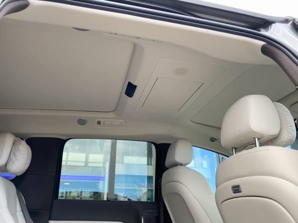 Li Auto (Lixiang) Mega с пробегом 2024 года, цена 7 849 000 рублей, 2800 км, минивэн, Автокод Объявления