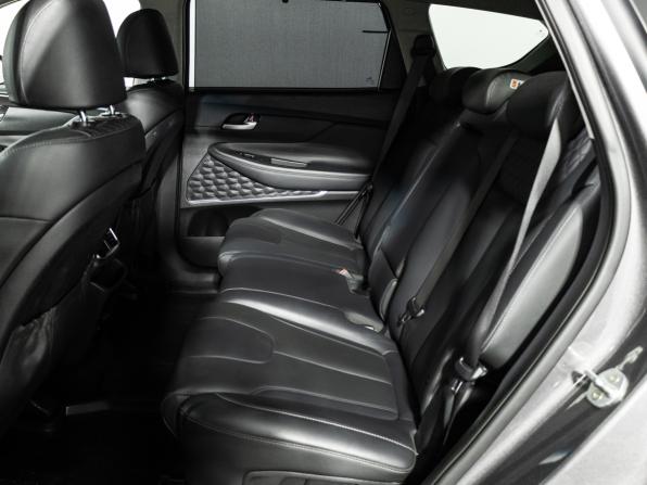 Hyundai Santa Fe IV с пробегом 2019 года, цена 2 799 700 рублей, 132489 км, внедорожник, Автокод Объявления
