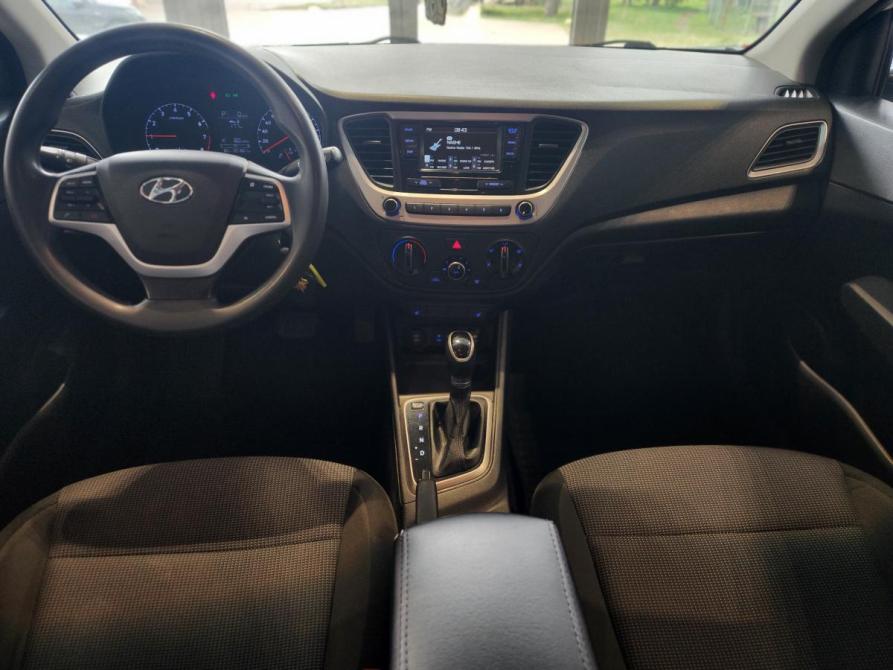 Hyundai Solaris II Великий Новгород  - изображение 16