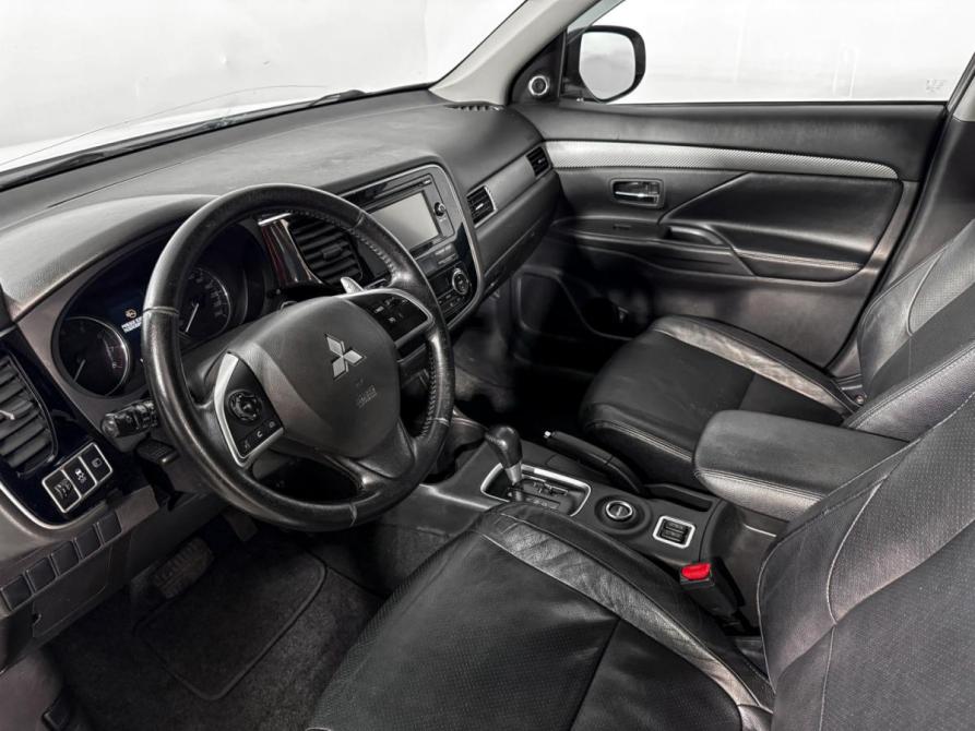 Mitsubishi Outlander III Санкт-Петербург  - изображение 9