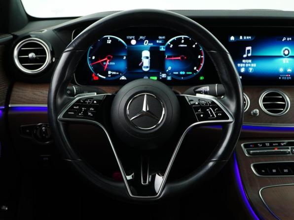 Mercedes-Benz E-Класс V (W213 S213 C238) Рестайлинг с пробегом 2023 года, цена 5 498 999 рублей, 122248 км, седан, Автокод Объявления