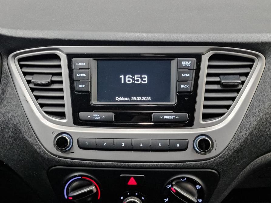 Hyundai Solaris II Москва  - изображение 17