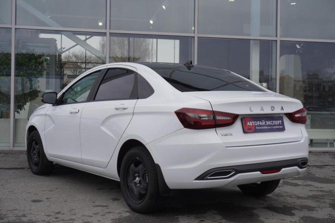 Lada (ВАЗ) Vesta I Рестайлинг (NG) с пробегом 2024 года, цена 1 229 000 рублей, 14645 км, седан, Автокод Объявления