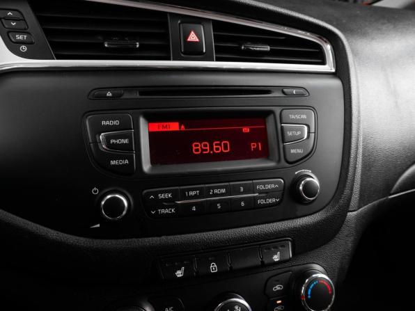 Kia Ceed II Рестайлинг с пробегом 2016 года, цена 999 000 рублей, 170251 км, хэтчбек, Автокод Объявления
