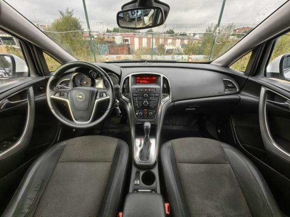 Opel Astra J с пробегом 2011 года, цена 479 000 рублей, 233000 км, хэтчбек, Автокод Объявления