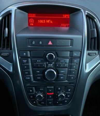 Opel Astra J с пробегом 2011 года, цена 595 000 рублей, 197016 км, хэтчбек, Автокод Объявления