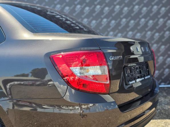 Lada (ВАЗ) Granta I Рестайлинг с пробегом 2022 года, цена 815 000 рублей, 55100 км, седан, Автокод Объявления