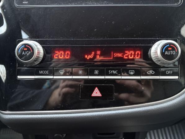 Mitsubishi Outlander III Рестайлинг 3 с пробегом 2021 года, цена 2 959 000 рублей, 52886 км, внедорожник, Автокод Объявления