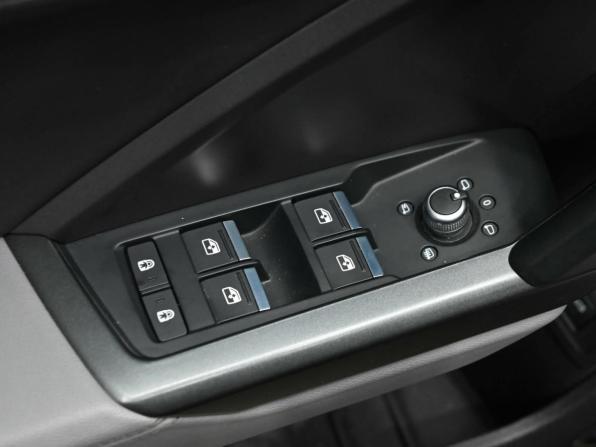 Audi Q3 II (F3) с пробегом 2021 года, цена 3 960 000 рублей, 49786 км, внедорожник, Автокод Объявления