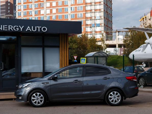 Kia Rio III Рестайлинг с пробегом 2015 года, цена 879 000 рублей, 134683 км, седан, Автокод Объявления