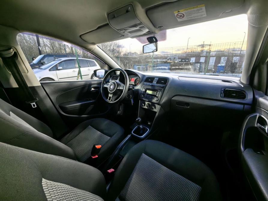 Volkswagen Polo V Санкт-Петербург  - изображение 9