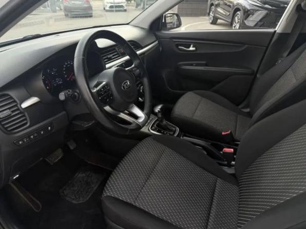 Kia Rio IV с пробегом 2018 года, цена 1 330 000 рублей, 141496 км, хэтчбек, Автокод Объявления