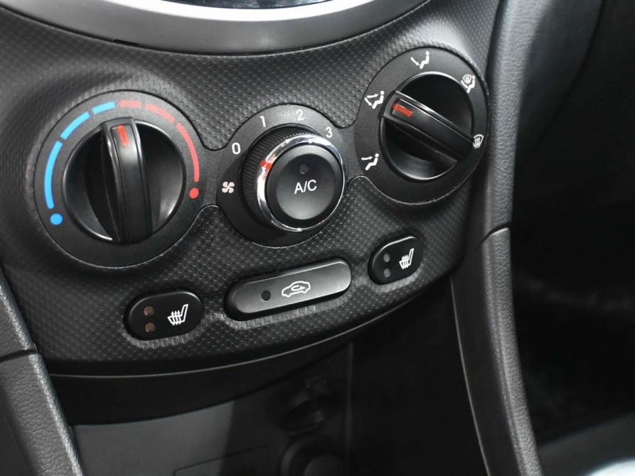 Hyundai Solaris I Ростов-на-Дону  - изображение 16
