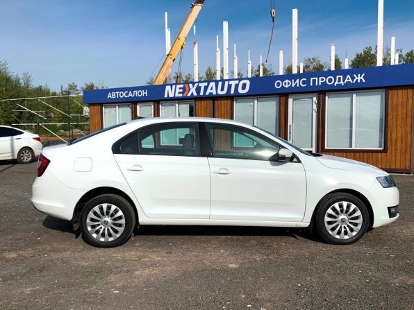 Skoda Rapid I Рестайлинг с пробегом 2019 года, цена 1 285 000 рублей, 172379 км, лифтбек, Автокод Объявления