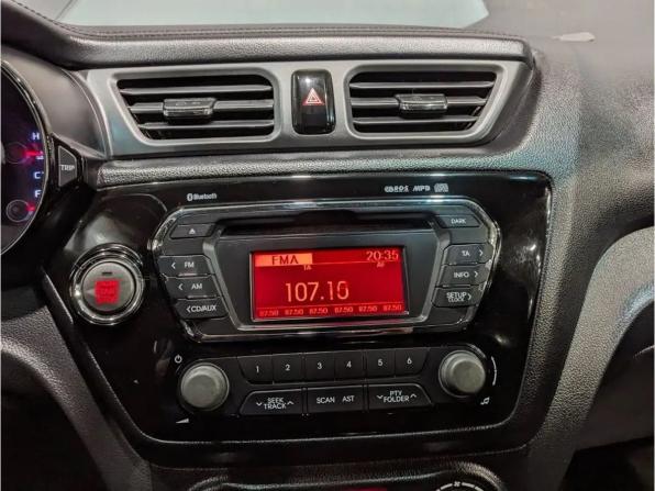 Kia Rio III с пробегом 2013 года, цена 840 000 рублей, 124785 км, хэтчбек, Автокод Объявления