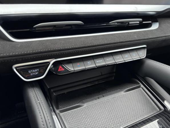 Geely Monjaro I с пробегом 2024 года, цена 3 369 000 рублей, 56170 км, внедорожник, Автокод Объявления