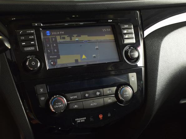 Nissan Qashqai II с пробегом 2016 года, цена 1 715 995 рублей, 163027 км, внедорожник, Автокод Объявления