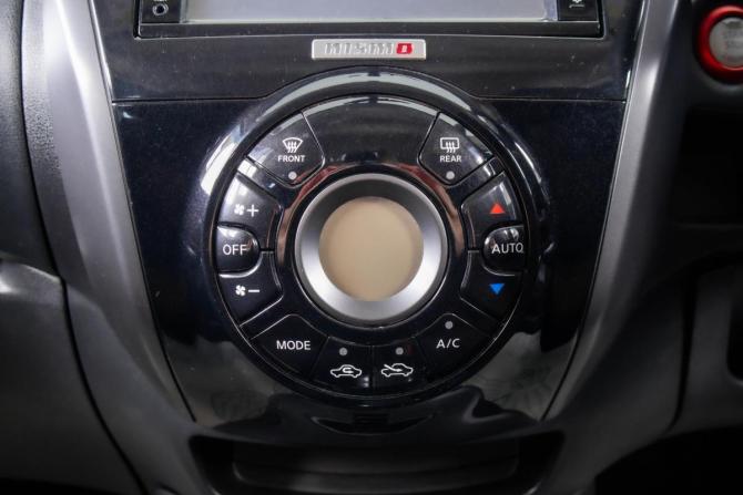 Nissan Note II с пробегом 2015 года, цена 849 000 рублей, 144000 км, хэтчбек, Автокод Объявления