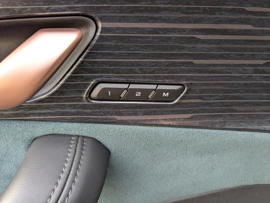Geely Monjaro I Москва  - изображение 10