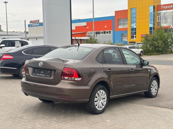 Volkswagen Polo V Рестайлинг с пробегом 2016 года, цена 950 000 рублей, 134170 км, седан, Автокод Объявления