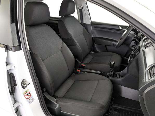 Skoda Rapid I Рестайлинг с пробегом 2019 года, цена 815 000 рублей, 257323 км, лифтбек, Автокод Объявления