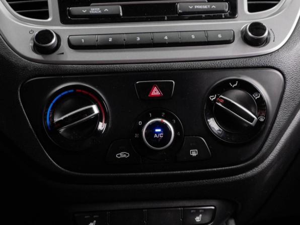 Hyundai Solaris II Рестайлинг с пробегом 2020 года, цена 1 609 000 рублей, 75965 км, седан, Автокод Объявления