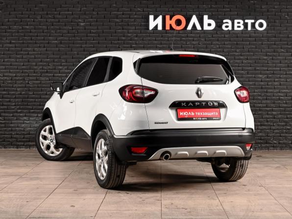 Renault Kaptur I с пробегом 2016 года, цена 1 450 000 рублей, 75888 км, внедорожник, Автокод Объявления