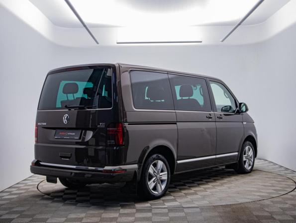 Volkswagen Multivan T6 с пробегом 2017 года, цена 3 288 000 рублей, 186699 км, минивэн, Автокод Объявления