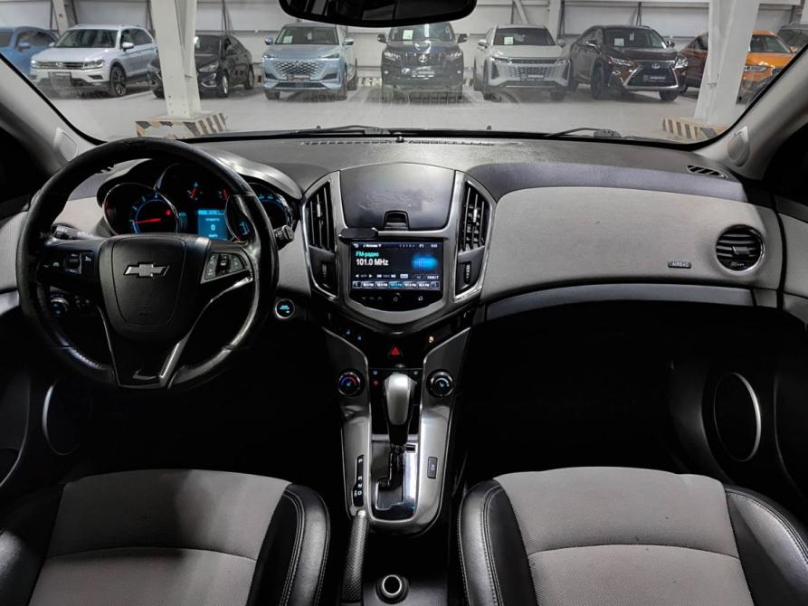Chevrolet Cruze I Рестайлинг Набережные Челны  - изображение 17