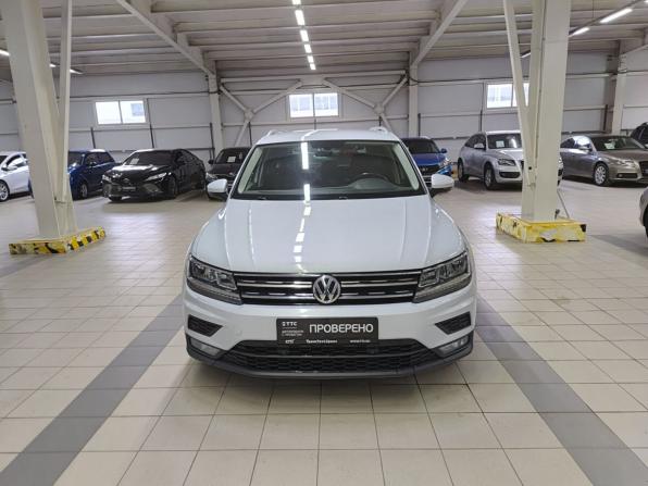 Volkswagen Tiguan II с пробегом 2018 года, цена 2 290 000 рублей, 216000 км, внедорожник, Автокод Объявления