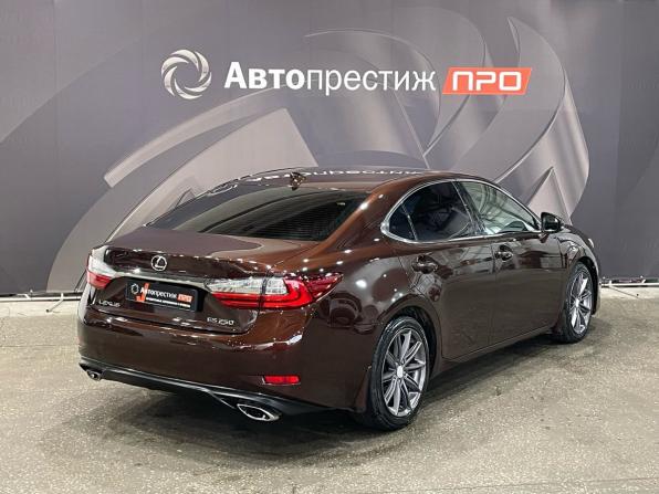 Lexus ES VI Рестайлинг с пробегом 2017 года, цена 2 399 000 рублей, 81375 км, седан, Автокод Объявления