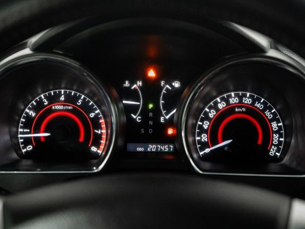 Toyota Highlander II (XU40) Рестайлинг с пробегом 2010 года, цена 2 050 000 рублей, 207457 км, внедорожник, Автокод Объявления