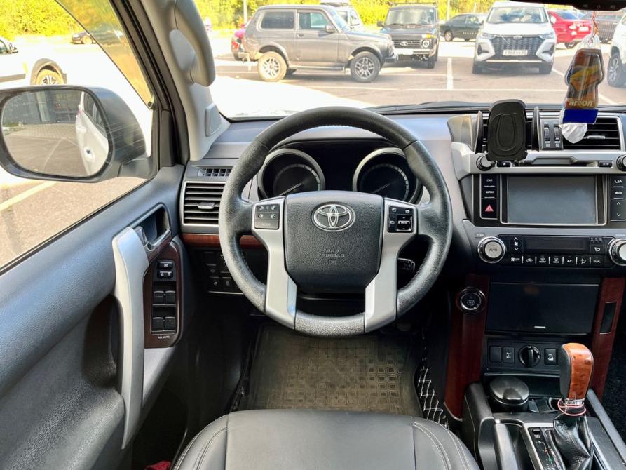 Toyota Land Cruiser Prado 150 Series Рестайлинг 1 Великие Луки  - изображение 17