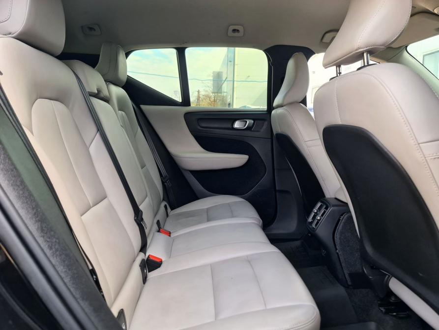Volvo XC40 I Москва  - изображение 10