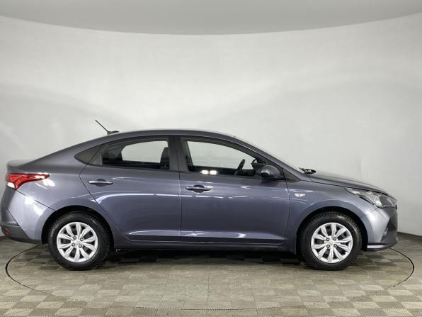 Hyundai Solaris II Рестайлинг с пробегом 2021 года, цена 1 430 000 рублей, 91720 км, седан, Автокод Объявления