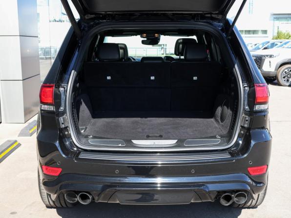Jeep Grand Cherokee IV (WK2) Рестайлинг с пробегом 2018 года, цена 9 900 000 рублей, 69022 км, внедорожник, Автокод Объявления