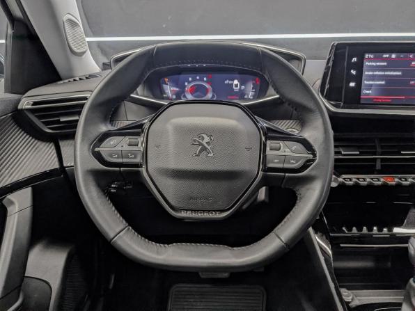 Peugeot 2008 II с пробегом 2022 года, цена 1 815 000 рублей, 102663 км, внедорожник, Автокод Объявления