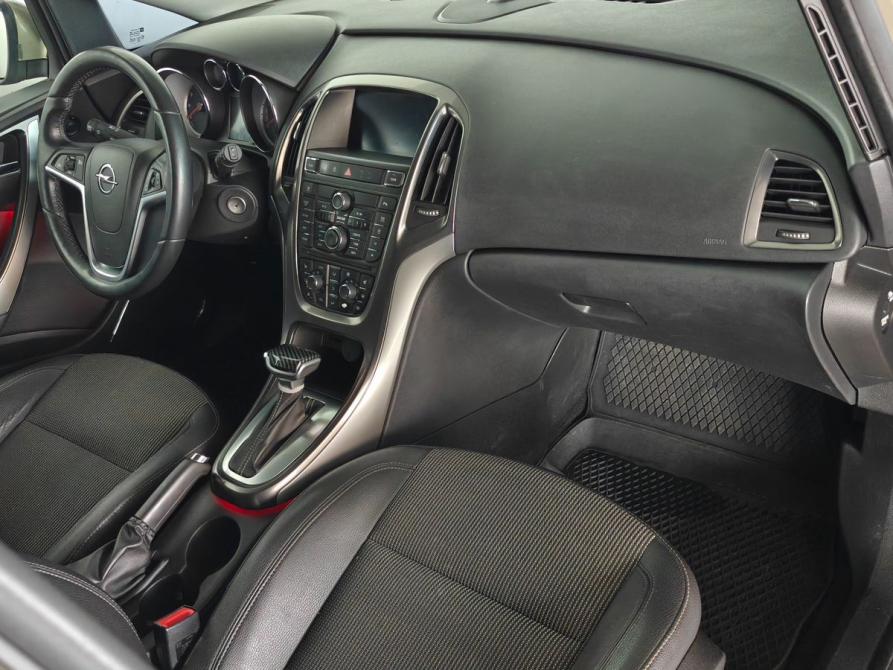 Opel Astra J Москва  - изображение 11