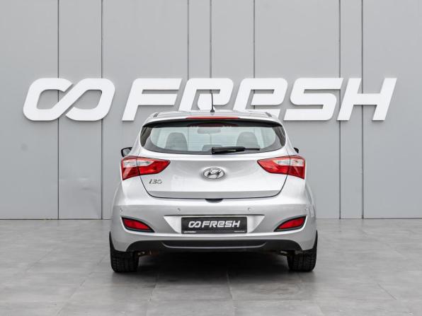 Hyundai i30 II с пробегом 2013 года, цена 870 000 рублей, 219395 км, хэтчбек, Автокод Объявления
