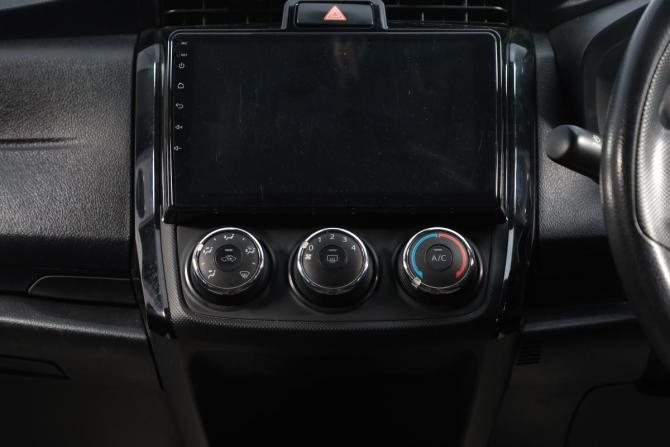 Toyota Corolla XI (E160 E170 E180) с пробегом 2021 года, цена 1 404 000 рублей, 123121 км, седан, Автокод Объявления