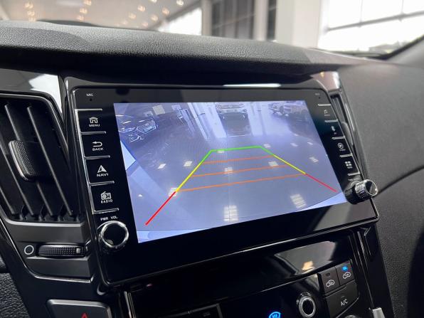 Hyundai Sonata VI (YF) с пробегом 2011 года, цена 945 000 рублей, 267025 км, седан, Автокод Объявления