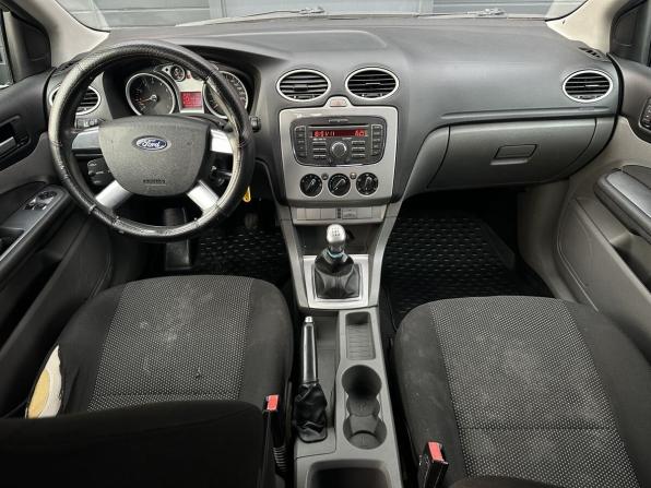 Ford Focus II Рестайлинг с пробегом 2011 года, цена 350 000 рублей, 537957 км, седан, Автокод Объявления